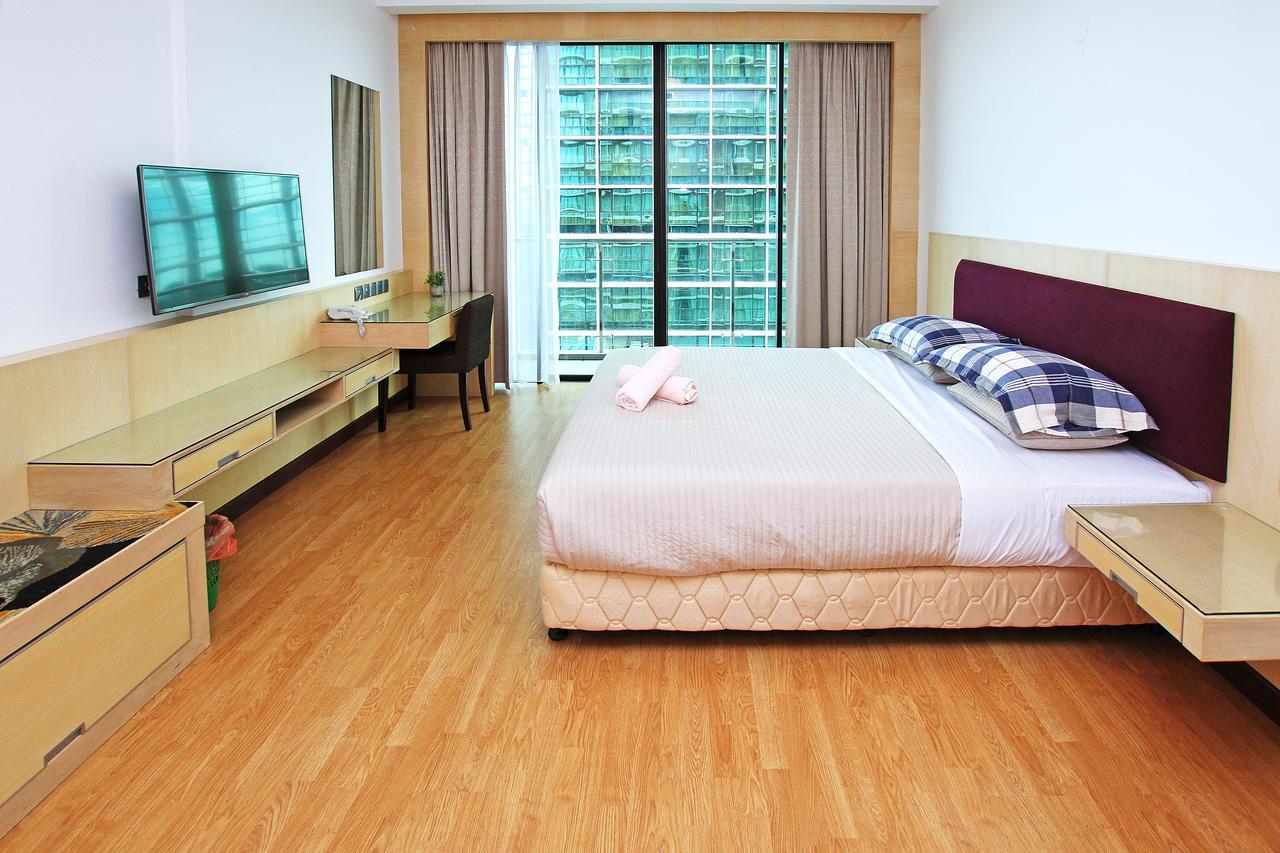 Bernard Holiday Home @ Imperial Suites Kuching Esterno foto