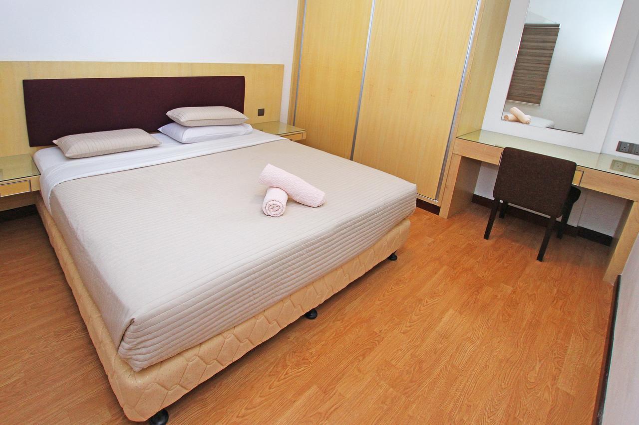 Bernard Holiday Home @ Imperial Suites Kuching Esterno foto
