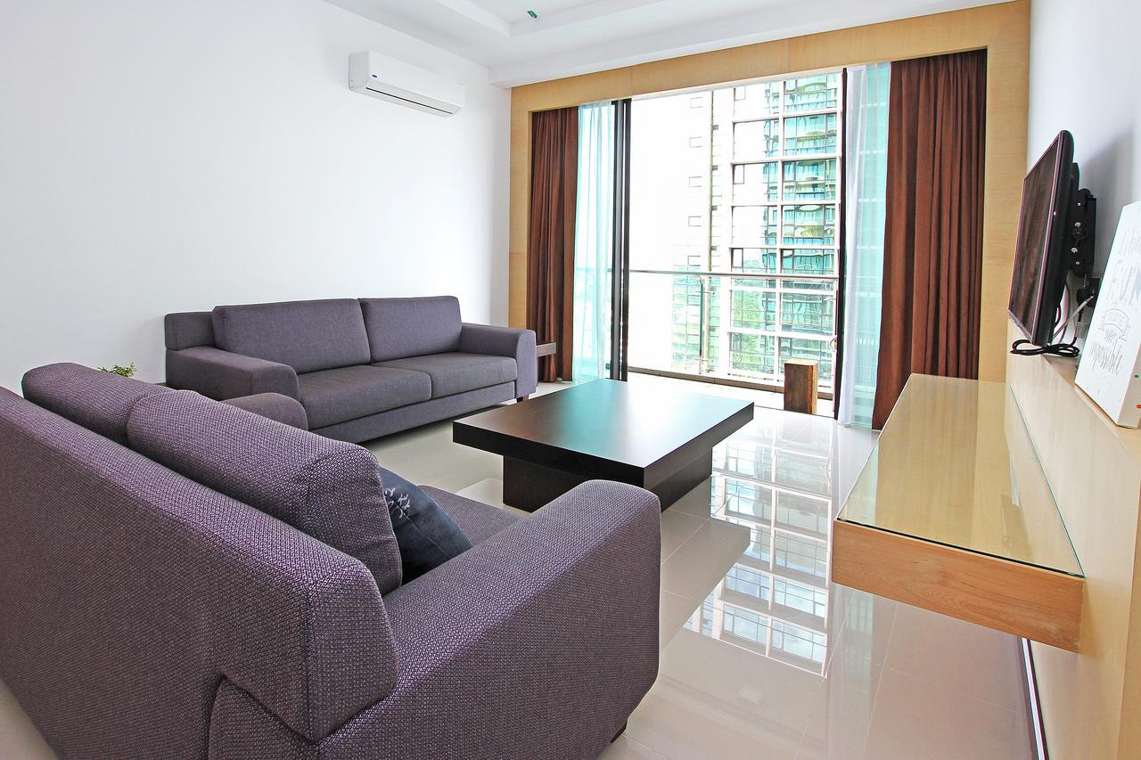 Bernard Holiday Home @ Imperial Suites Kuching Esterno foto