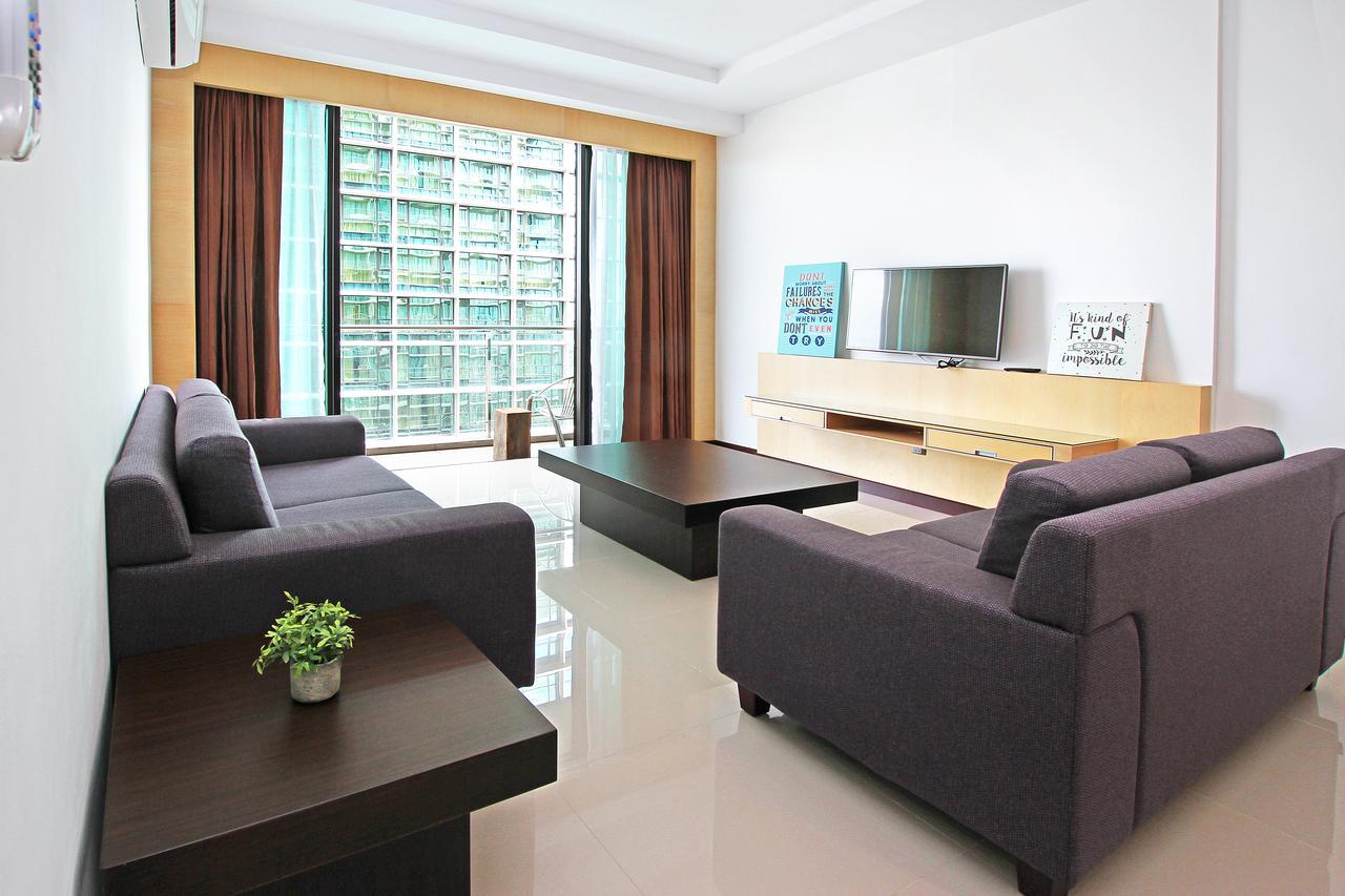 Bernard Holiday Home @ Imperial Suites Kuching Esterno foto